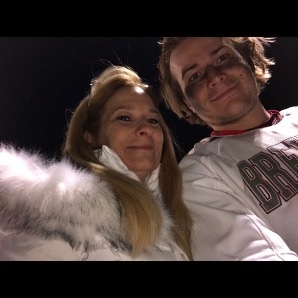 Meet your Posher, Lori - Picture 5 of 9